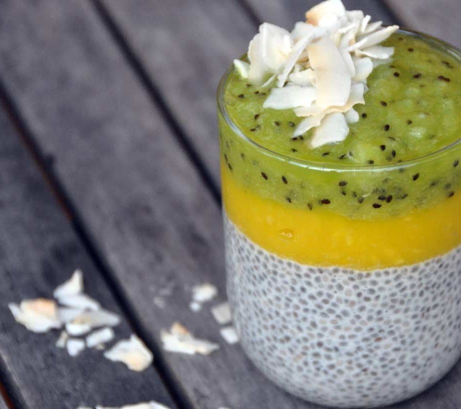 Rezept Chia Früchte Kokos Kiwi Mango Pudding ohne Zucker Superfood