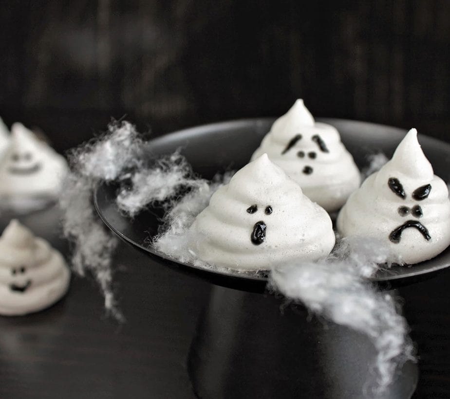 Vegan Meringues, Halloween Meringues ohne Ei, Halloween Geister, Zuckerfreier Baiser