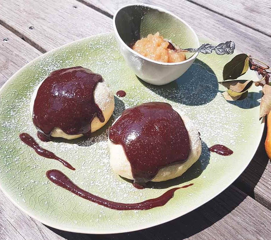 Germknödel mit Birne, Germknödel mit Birnenmus, Germknödel mit Birnenfüllung