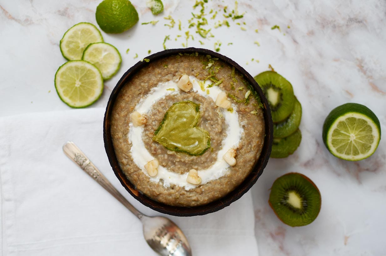 Buchweizenbrei mit Avocado, Avocado Brei, Avocado Buchweizen Brei, Avocado Haferbrei