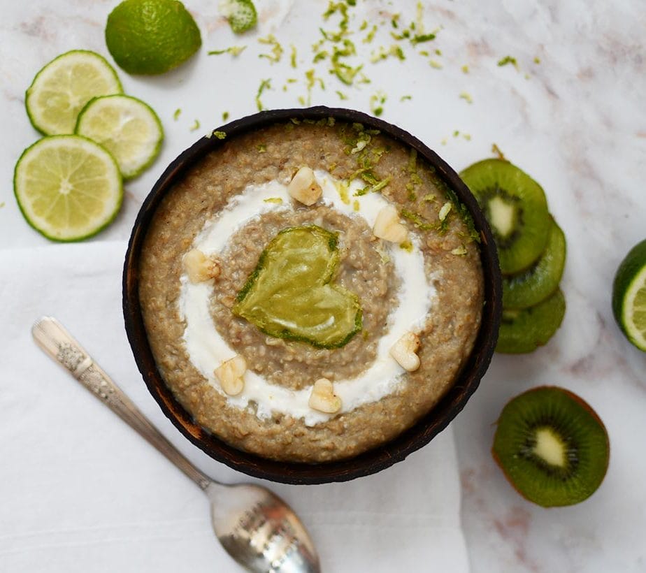 Buchweizenbrei mit Avocado, Avocado Brei, Avocado Buchweizen Brei, Avocado Haferbrei
