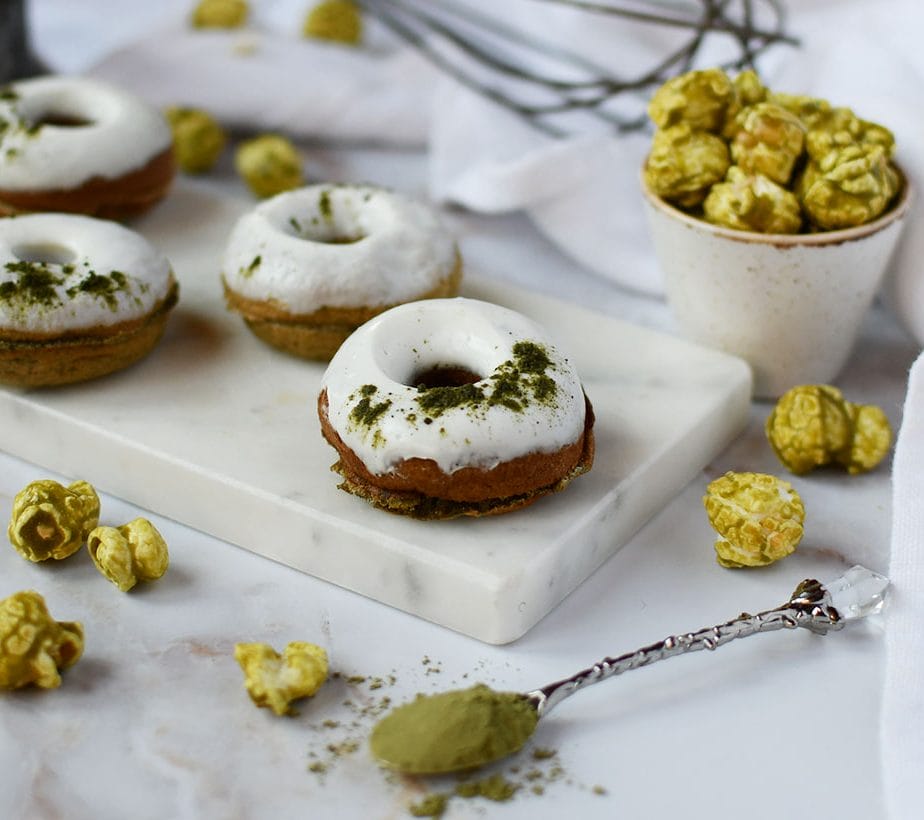 Donuts mit Matcha, Zuckerfreie Donuts mit Matcha, Matcha Donuts ohne Zucker
