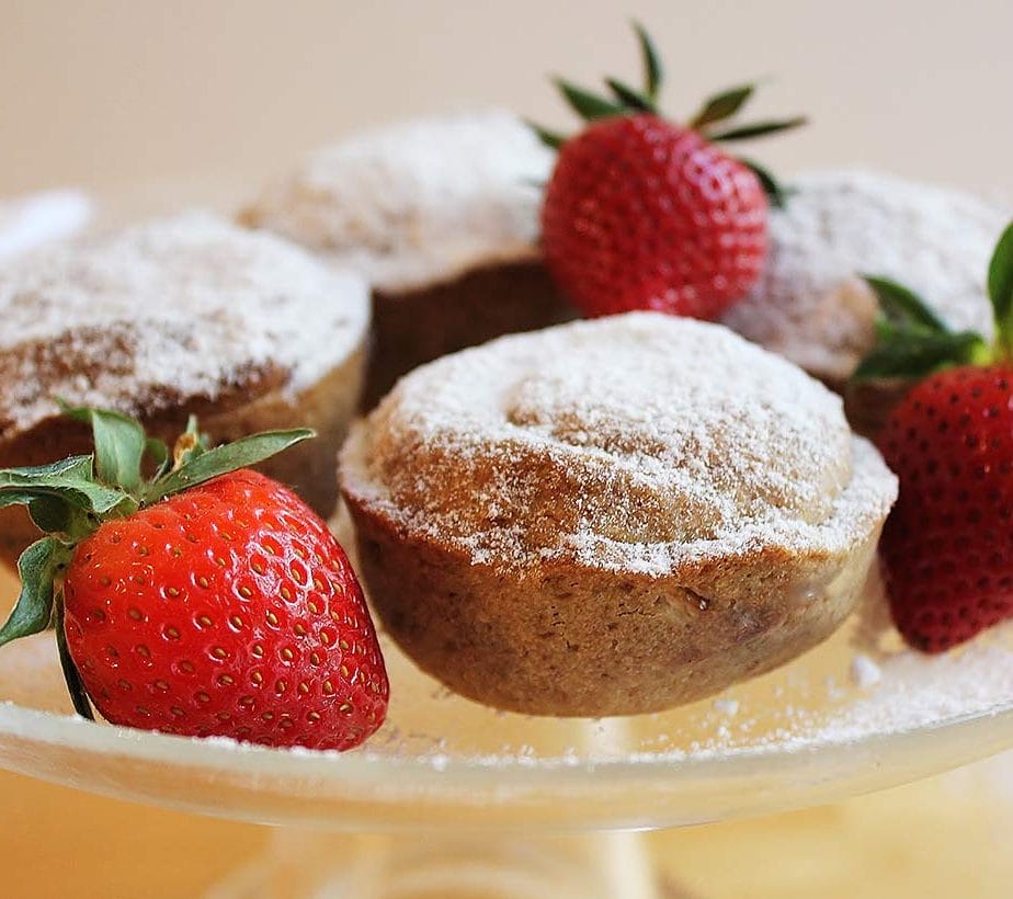 Muffins zuckerarm, Vanillemuffins mit Xylit, Vanillekipferl Muffins gesund, Vanillekipferl Muffins zuckerfrei, Muffins zuckerfrei, Muffins mit Erdbeerkern zuckerfrei