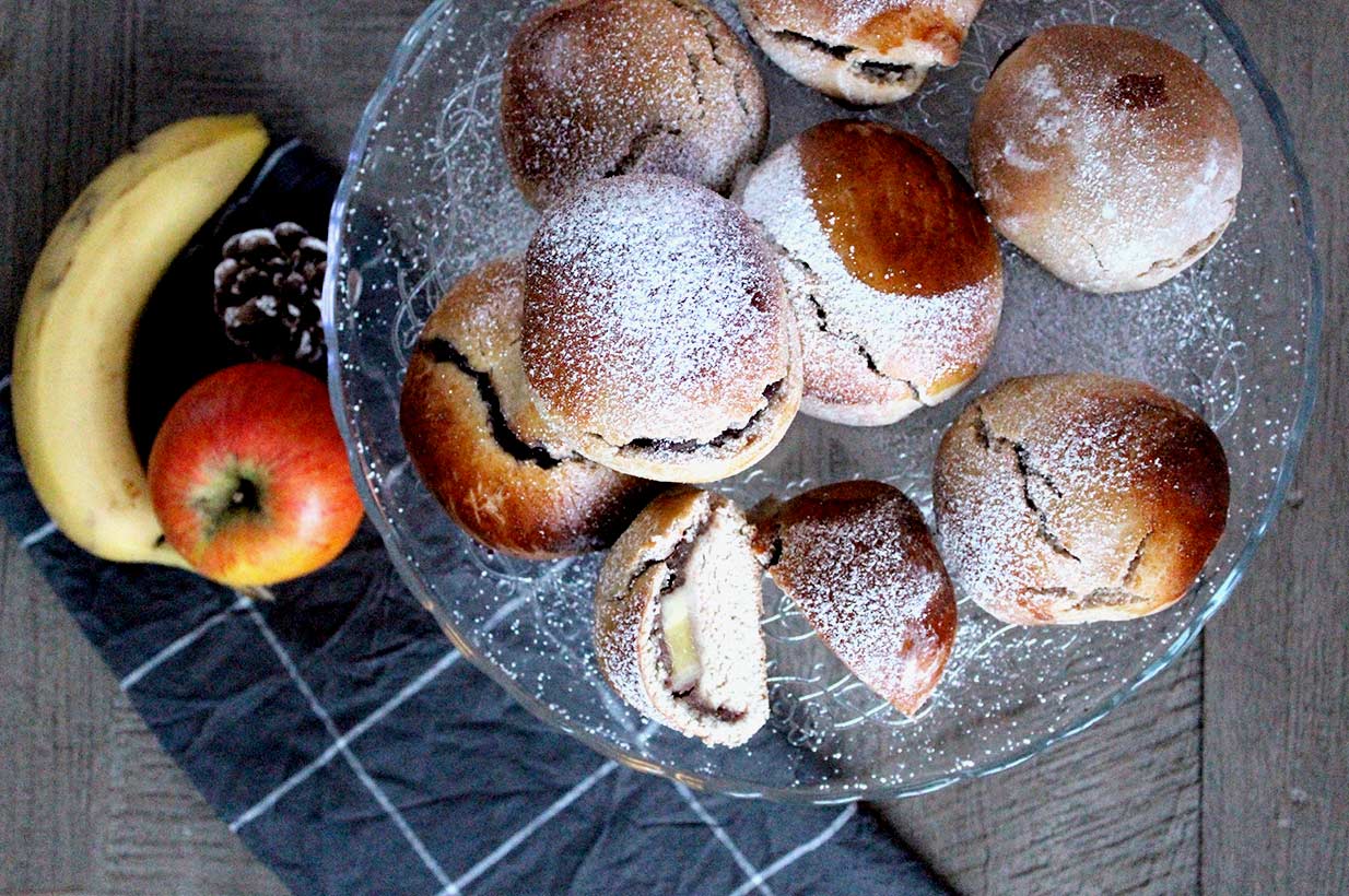 Gefüllte Germknödel aus dem Ofen zuckerfrei - Birkengold