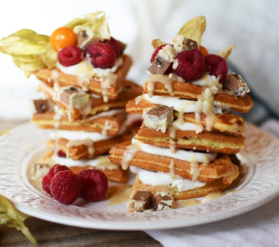 Waffeln mit Banane, Zuckerfreie Waffeln mit Banane, Waffeln ohne Zucker mit Banane