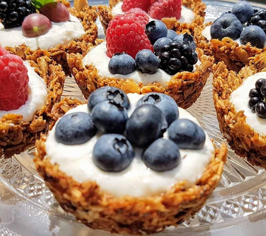 Hafercup mit Birkenzucker, Granola Törtchen mit Birkenzucker, Kokos-Chia Cups mit Birkenzucker