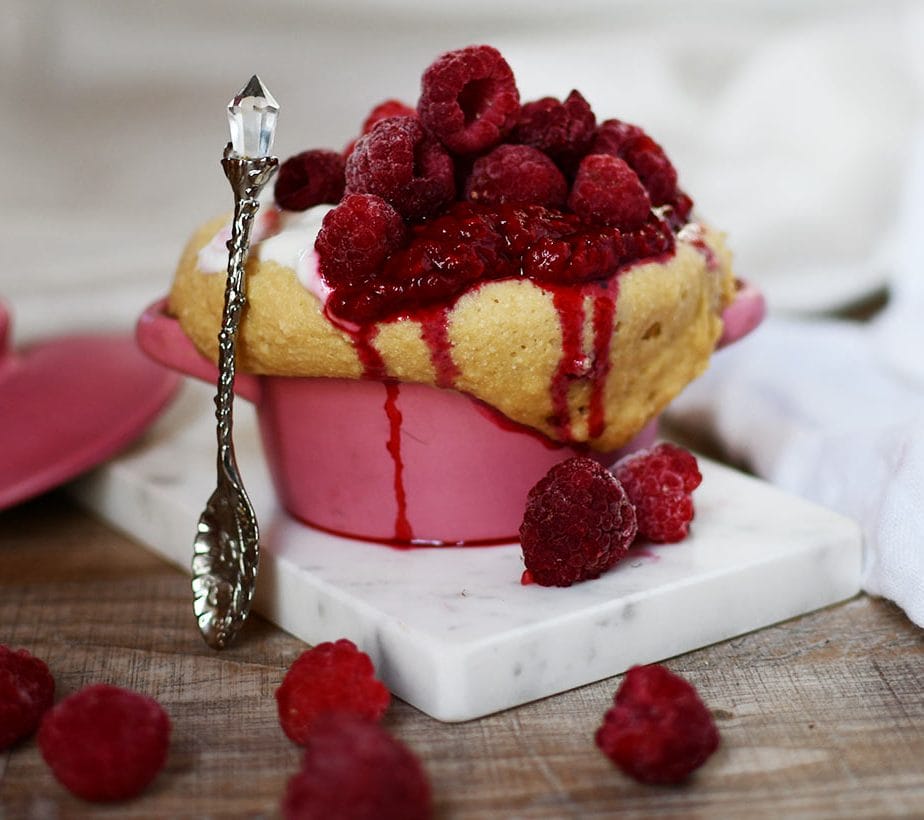 Heiße Liebe Kuchen zuckerfrei, Himbeer Tassenkuchen zuckerfrei, Valentinstags Kuchen zuckerfrei, Muttertags Kuchen schnell, Muttertags Kuchen glutenfrei zuckerfrei